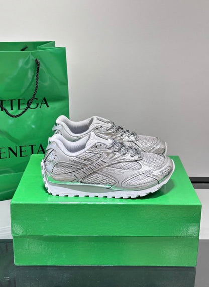 B*TTEGA V*ENETA- SILVER